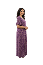 تحميل الصورة إلى عارض المعرض، Women’s Short Sleeve Layered Dress – Grape Big Flower