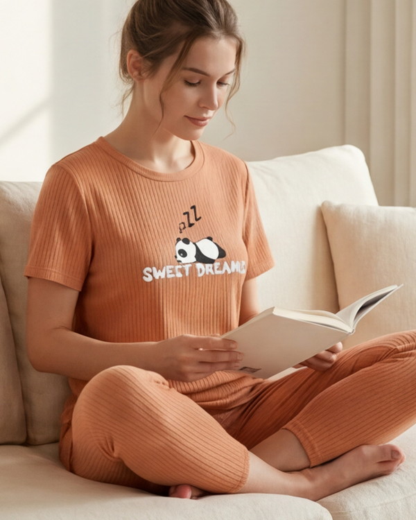 Women Oversize T-Shirt with Legging Pajama Set – Peach Cobbler