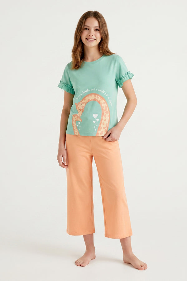 Girls SS T-Shirt With Ruffles & Bermuda Pants Pajama Set – Cabbage